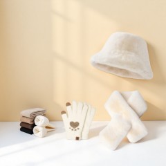 EILEI /妃锦宝贝 暖绒套装01 帽子围巾手套袜子组合  颜色随机  6976502773411