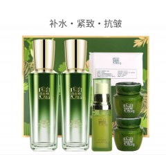 百雀羚恒彩新颜臻享礼盒（2件套）95ml+95ml（新疆，西藏，内蒙，青海不包邮）