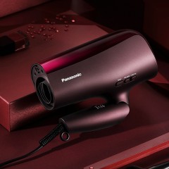 松下（Panasonic）电吹风机   双倍矿物质负离子 XD20