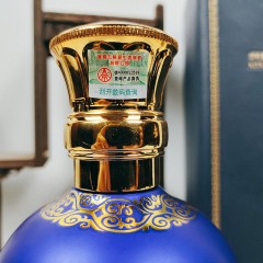 五粮液  国鼎荷花酒 52度浓香型绿豆酒 皮盒装 1瓶* 500ml