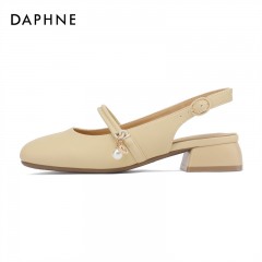 Daphne/达芙妮女神推荐~包头凉鞋女夏季新款真皮一字带配裙子 4023303188 米色230/黄色131   尺码35-40 下单请备注颜色尺码