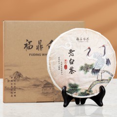 博馨 飞鹤白茶饼山水礼盒300g