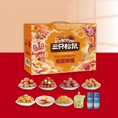 三只松鼠 松鼠纳福零食大礼包1495g