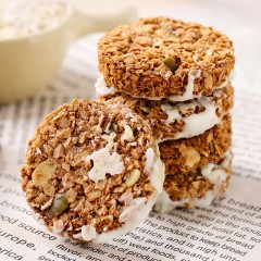 英氏吉InsEnjoy 白巧坚果燕麦脆120克*2盒 5061075300124 偏远另加运费